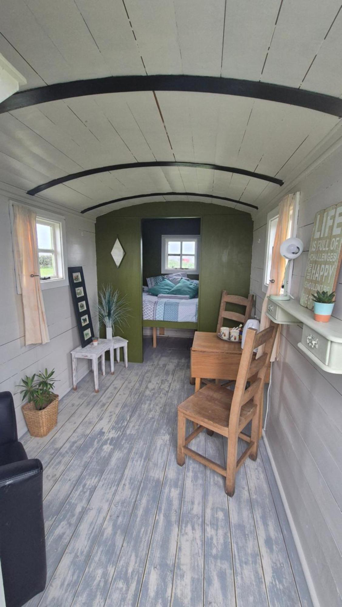 Coast Path Camping Saint Ishmaels  Екстер'єр фото