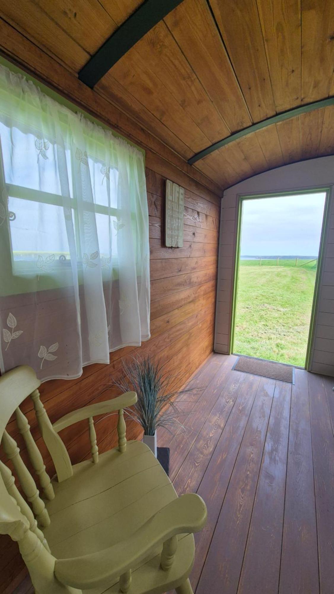 Coast Path Camping Saint Ishmaels  Екстер'єр фото